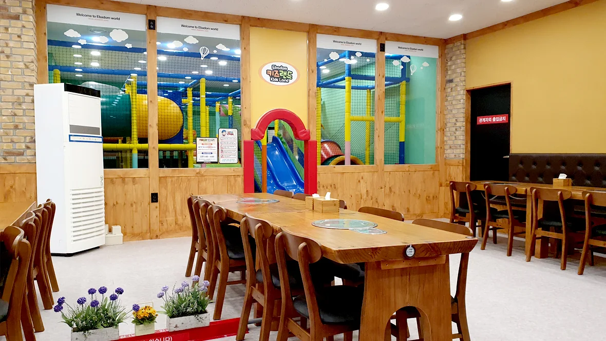 구미문성점 매장 사진 2