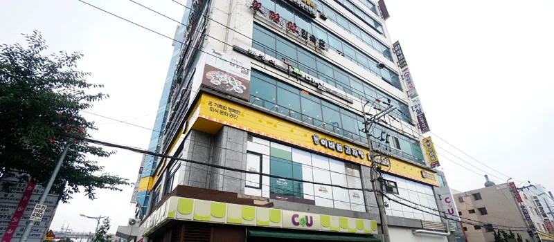 창원용지호수점 매장 사진 1